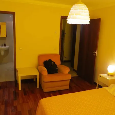 Hostel Sweet & *